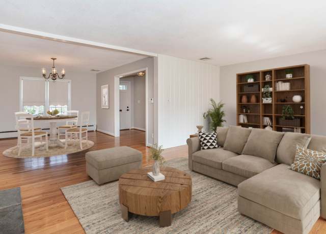 Property at 4 Waterside Ln, West Hartford, CT 06107, 3 beds, 2 baths