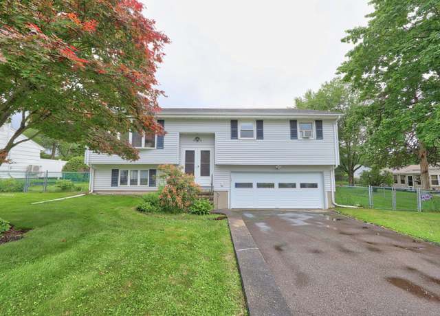 Property at 59 Litchfield Ln, Bristol, CT 06010, 3 beds, 1.5 baths