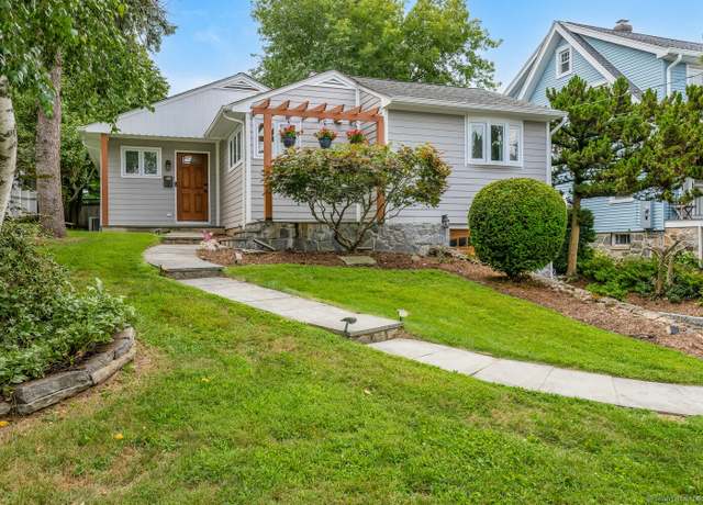 Property at 19 High St, Greenwich, CT 06830, 3 beds, 1 bath