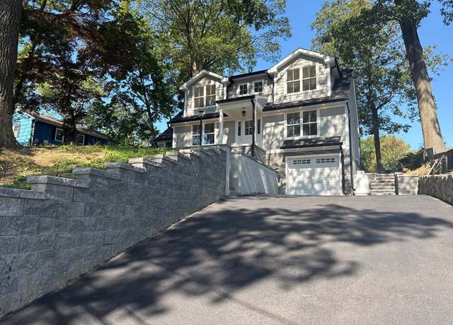Property at 288 Welchs Point Rd, Milford, CT 06460, 3 beds, 4 baths