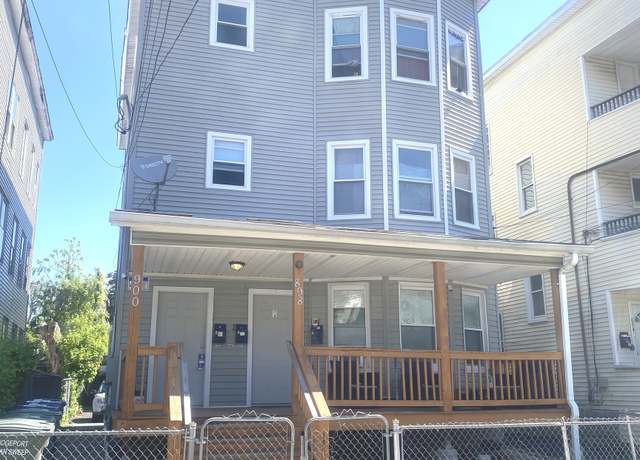 Property at 898 Hancock Ave, Bridgeport, CT 06605, 9 beds, 3 baths