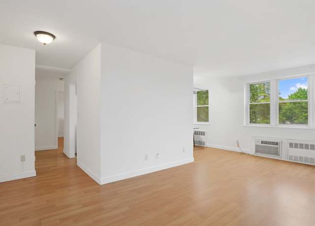 Property at 54 West North St #412, Stamford, CT 06902, 1 bed, 1 bath