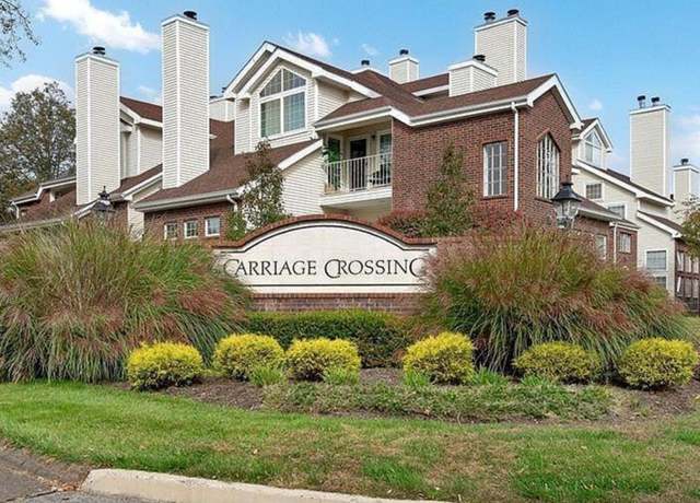 Property at 282 Carriage Crossing Ln #282, Middletown, CT 06457, 1 bed, 1 bath