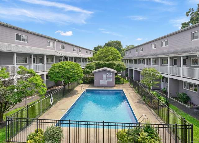 Property at 4 Union Ave Apt 30, Norwalk, CT 06851, 2 beds, 1.5 baths