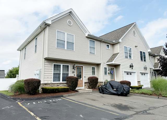 Property at 280 Booth St Unit B5, New Britain, CT 06053, 3 beds, 2.5 baths
