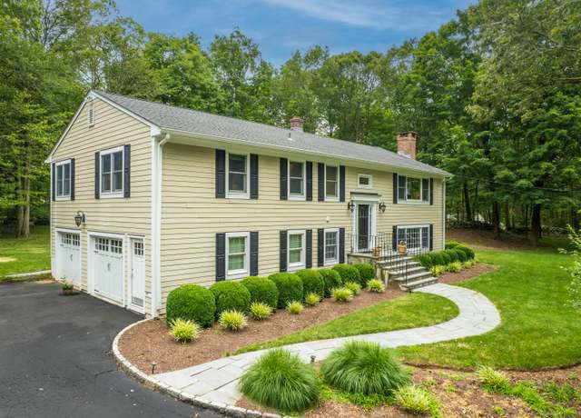 Property at 58 Longmeadows Rd, Wilton, CT 06897, 5 beds, 3 baths