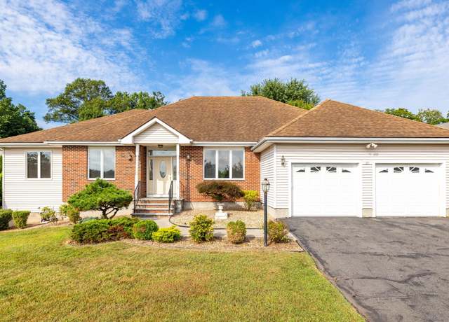 Property at 20 Arbor Ln, Berlin, CT 06037, 3 beds, 2.5 baths