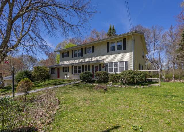 Property at 130 Brierwood Dr, Watertown, CT 06795, 5 beds, 2.5 baths