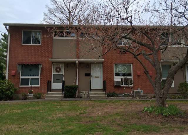 Property at 121 Worth Ave, Hamden, CT 06518, 2 beds, 1.5 baths