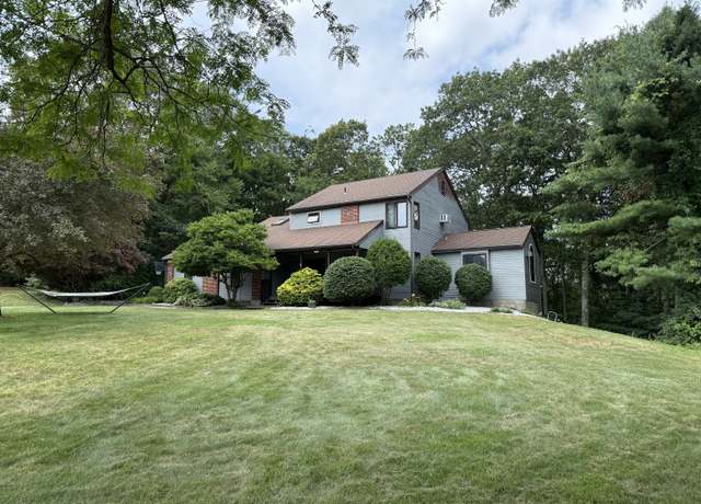 Property at 69 Tolland Farms Rd, Tolland, CT 06084, 3 beds, 2.5 baths