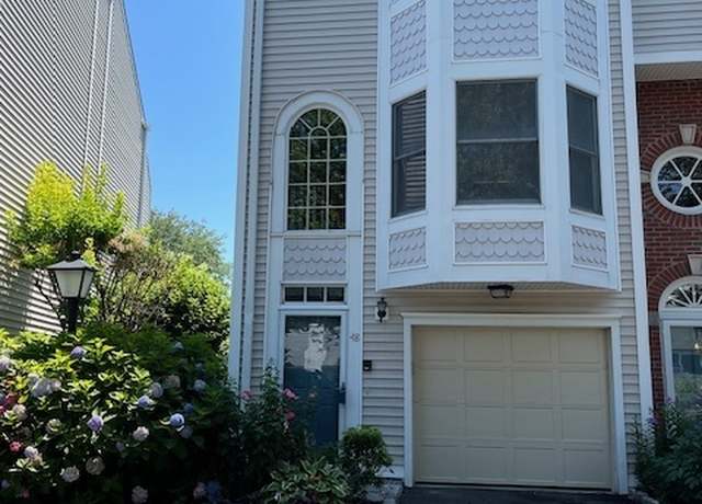 Property at 48 Bywater Ln #48, Bridgeport, CT 06605, 2 beds, 2.5 baths