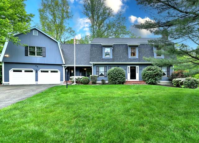 Property at 75 Summersweet Pl, Stratford, CT 06614, 4 beds, 3.5 baths