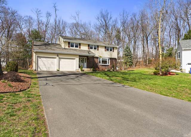 Property at 33 Fox Hill Rd, South Windsor, CT 06074, 4 beds, 2.5 baths