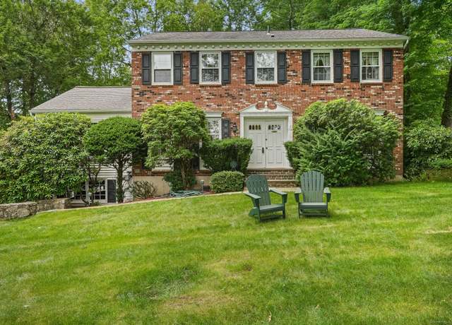 Property at 8 Settlers Rd, Bethel, CT 06801, 4 beds, 2.5 baths