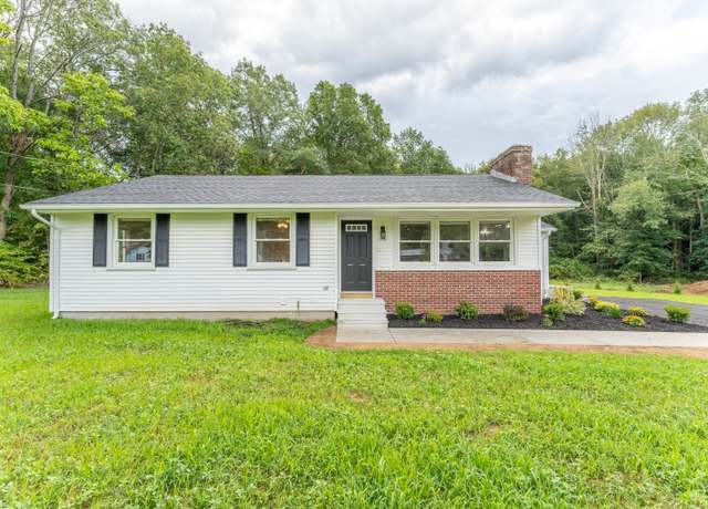Property at 170 Lake St, Plainfield, CT 06354, 3 beds, 1 bath