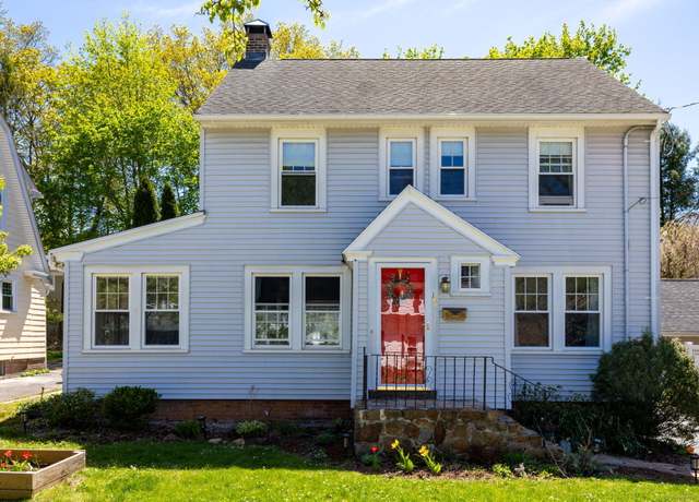 Property at 146 Filbert St, Hamden, CT 06517, 3 beds, 2 baths