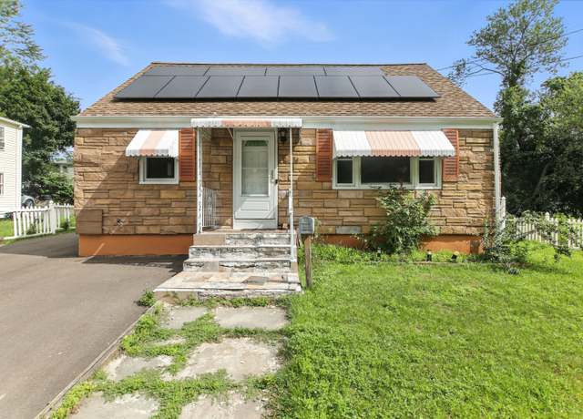 Property at 34 Gilbert Ave, Bloomfield, CT 06002, 3 beds, 2 baths