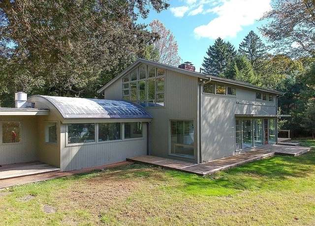 Property at 1161 Sperry Rd, Cheshire, CT 06410, 3 beds, 4 baths