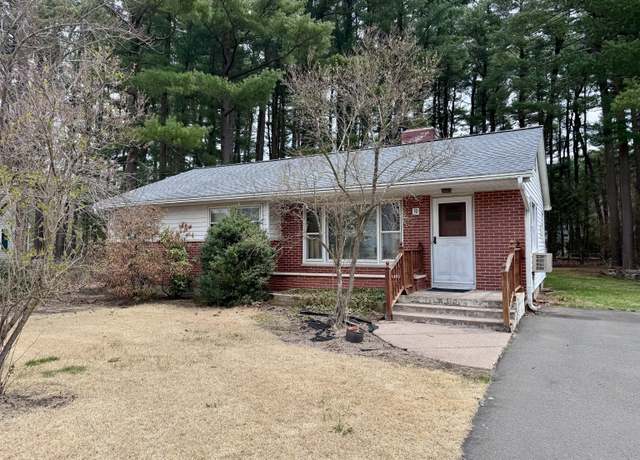 Property at 30 Chestnut Dr, Windsor, CT 06095, 3 beds, 1.5 baths