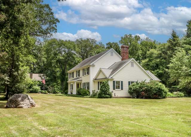 Property at 35 Vista Rd, Wilton, CT 06897, 5 beds, 4 baths
