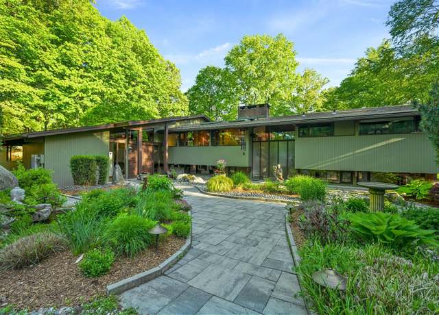 Property at 25 Ketcham Rd, Ridgefield, CT 06877, 4 beds, 4 baths