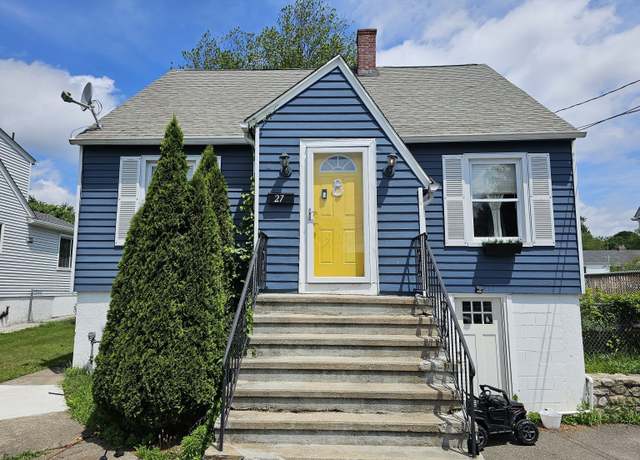 Property at 27 White Rose Ave, Waterbury, CT 06708, 3 beds, 3 baths