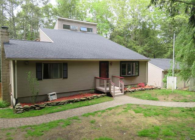 Property at 223 N Moodus Rd, East Haddam, CT 06469, 3 beds, 3 baths