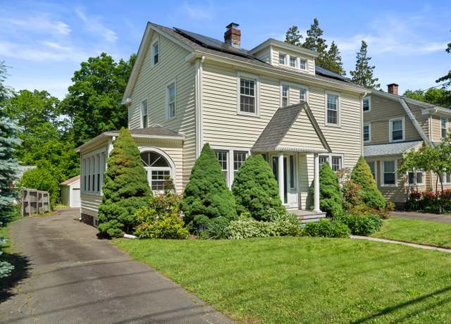 Property at 1748 Whitney Ave, Hamden, CT 06517, 3 beds, 1.5 baths