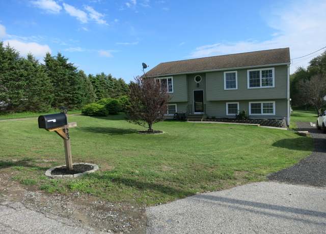 Property at 23 Hell Hollow Rd, Sterling, CT 06384, 3 beds, 1.5 baths