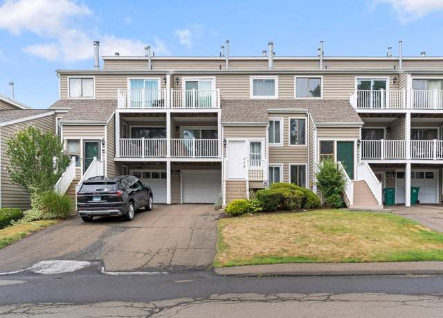 Property at 131 Peddlars Dr #131, Branford, CT 06405, 2 beds, 1.5 baths