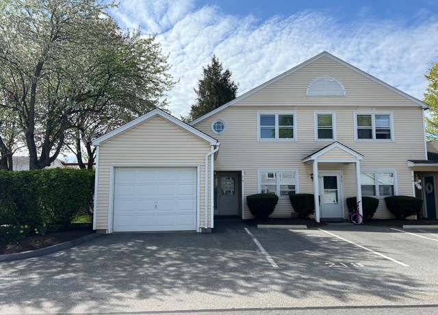 Property at 699 S Main St Apt 218, Torrington, CT 06790, 2 beds, 1.5 baths