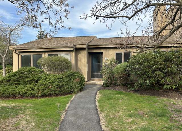 Property at 8 Pilgrim Hbr Unit A, Wallingford, CT 06492, 2 beds, 2 baths