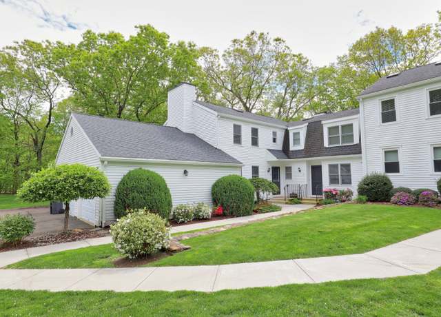 Property at 319 Thomaston Rd #1, Watertown, CT 06795, 3 beds, 2.5 baths
