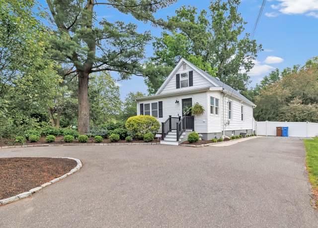 Property at 131 Long Hill Cross Rd, Shelton, CT 06484, 2 beds, 2 baths