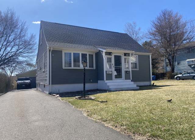 Property at 21 Mansfield Ave, New Britain, CT 06051, 4 beds, 1 bath