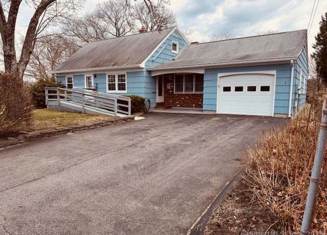 Property at 6 Charles St, Plainfield, CT 06374, 3 beds, 2.5 baths