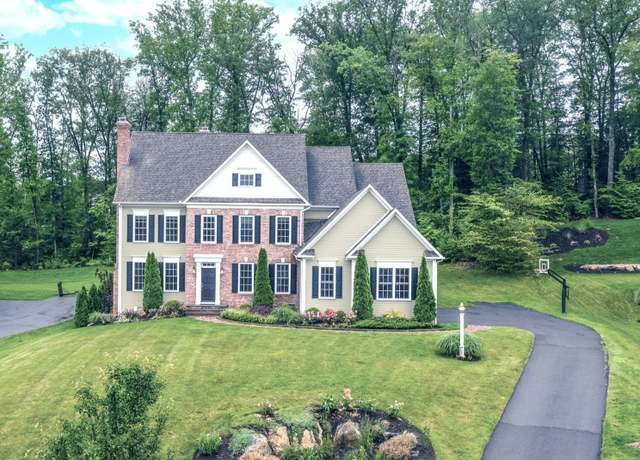Property at 35 Bridgehampton Xing, Farmington, CT 06085, 5 beds, 5 baths