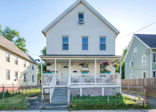 Property at 6 Elliott Pl, Hartford, CT 06114, 6 beds, 2.5 baths