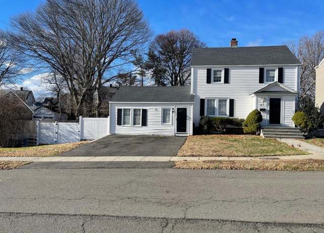 Property at 91 Parkway Dr, Stratford, CT 06614, 3 beds, 2 baths