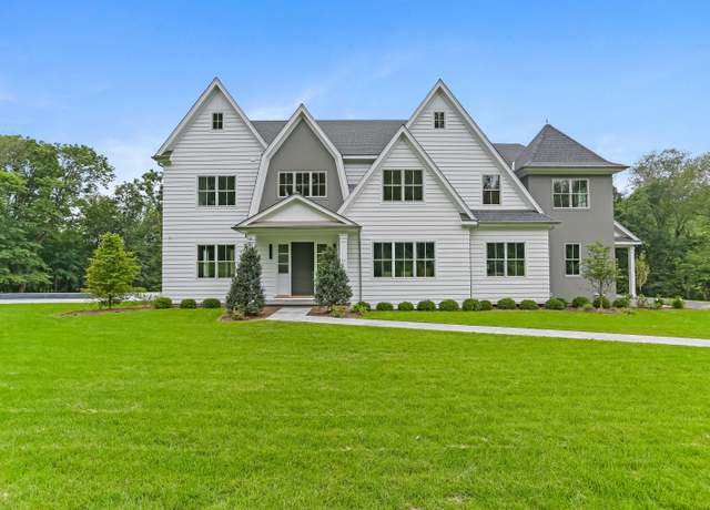 Property at 11 Tierney Ln, Westport, CT 06880, 6 beds, 7.5 baths