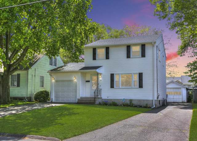 Property at 59 Wiebe Ave, Stratford, CT 06614, 3 beds, 1.5 baths