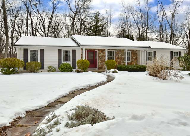 Property at 96 County Rd, Somers, CT 06071, 3 beds, 2 baths