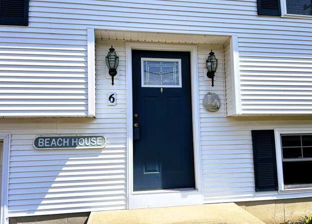 Property at 6 Corsino Ave, Old Lyme, CT 06371, 3 beds, 2 baths