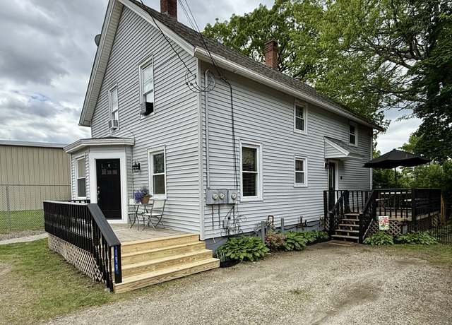 Property at 199 Mechanic St, Killingly, CT 06239, 5 beds, 2 baths