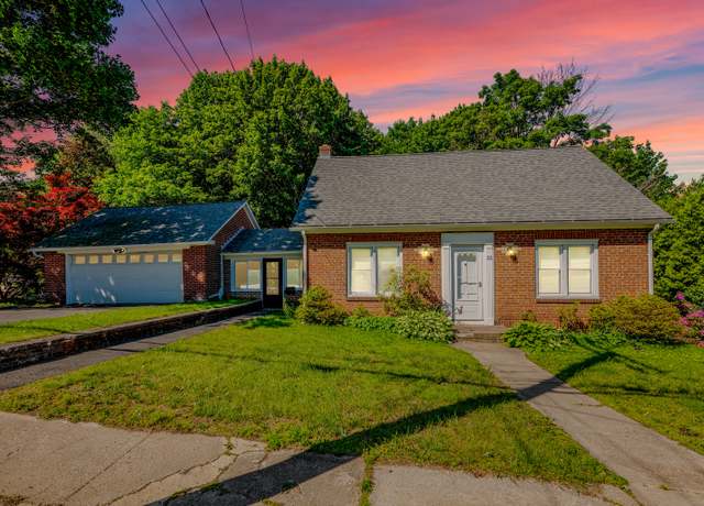 Property at 22 Hillside Ave, Torrington, CT 06790, 3 beds, 1.5 baths