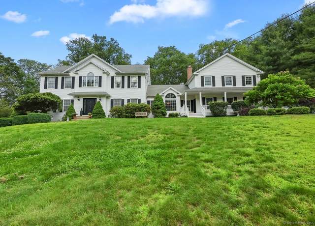 Property at 4 Rosewood Ln, Shelton, CT 06484, 6 beds, 5 baths