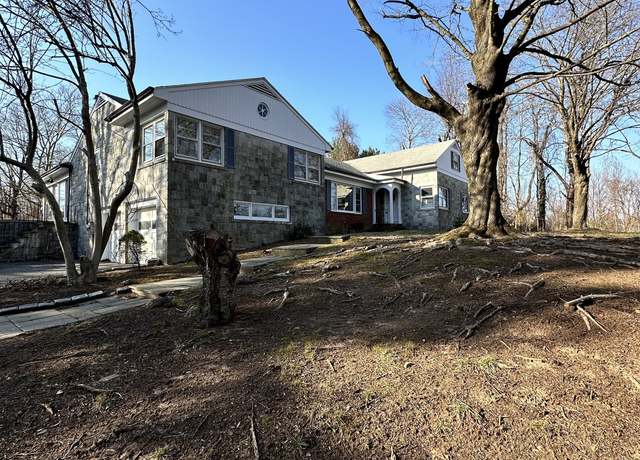 Property at 167 Kings Hwy, North Haven, CT 06473, 6 beds, 3 baths