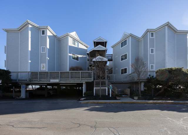 Property at 5 Mansfield Grove Rd Apt 151, East Haven, CT 06512, 2 beds, 2 baths