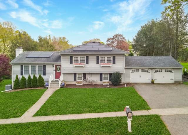 Property at 55 Cherry Hill Rd, Stratford, CT 06614, 4 beds, 2 baths