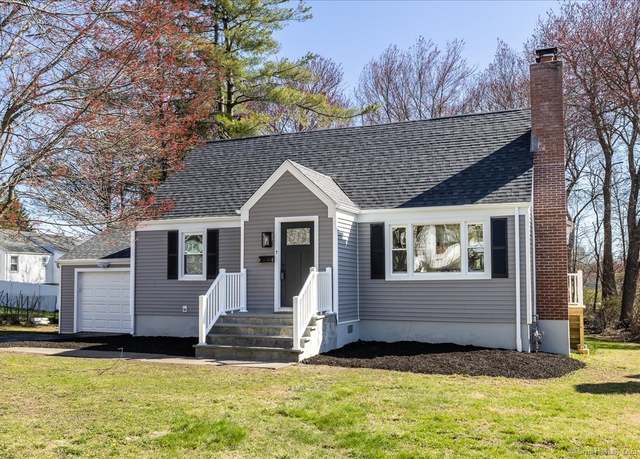 Property at 7 Ascolese Rd, Trumbull, CT 06611, 3 beds, 2 baths